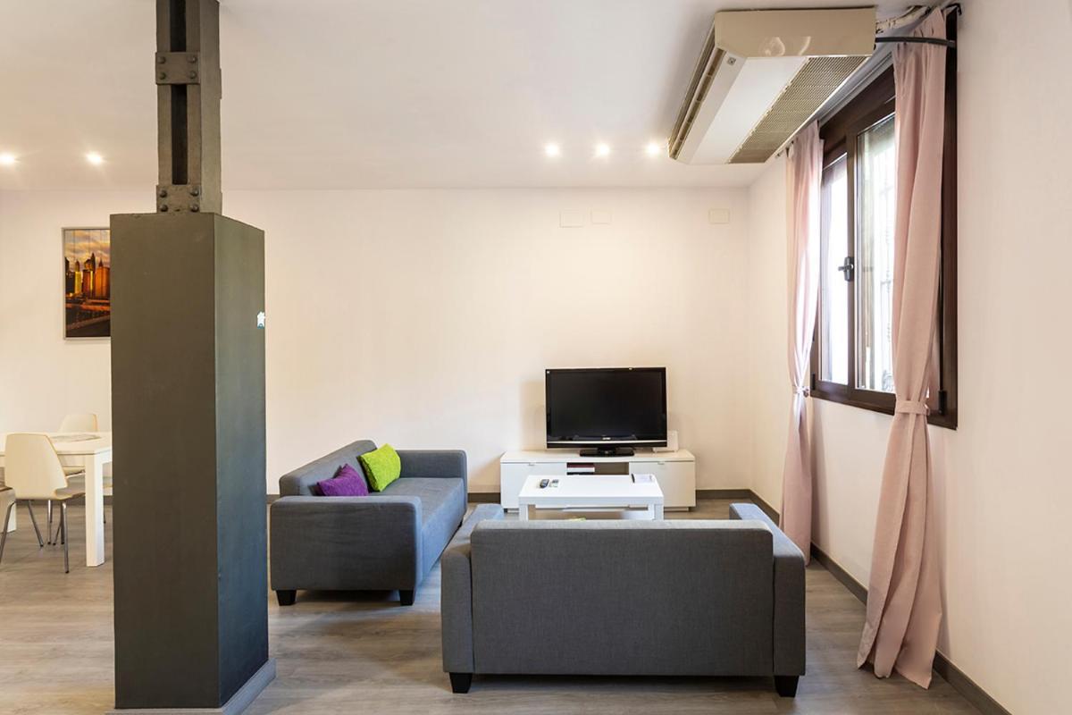 Pelicano Urban Apartment Seville Ngoại thất bức ảnh