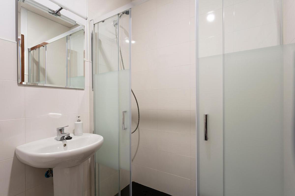 Pelicano Urban Apartment Seville Ngoại thất bức ảnh